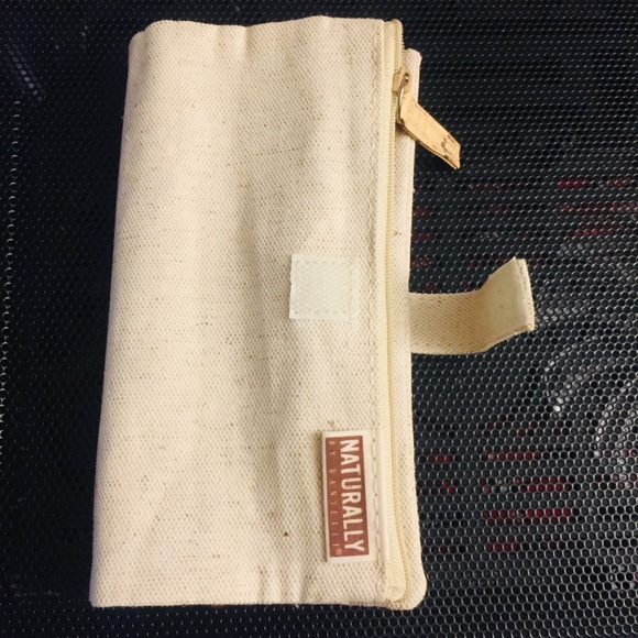 Danielle Large Bamboo Brush Set - Picture 3 of 3